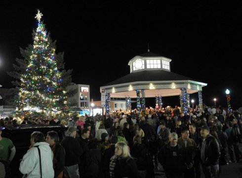 Rehoboth Beach Tree Lighting and Sing Along