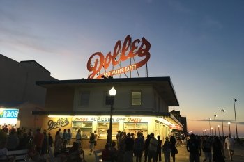Dolle's Candyland