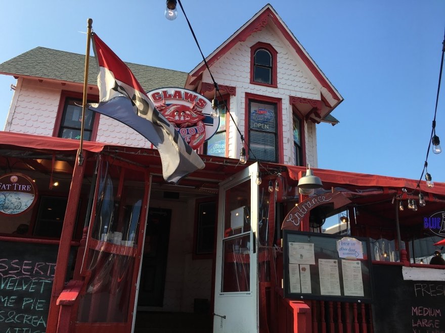 Claws Seafood House