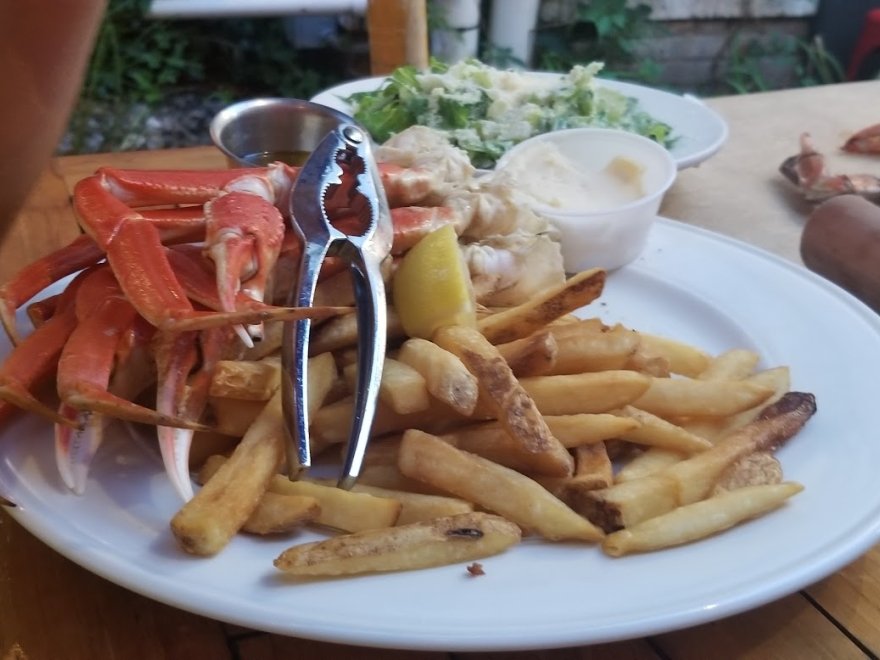 Claws Seafood House