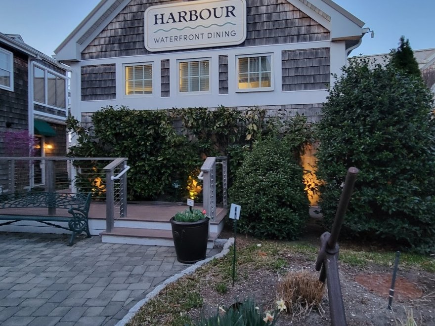 Harbour Restaurant at Canal Square