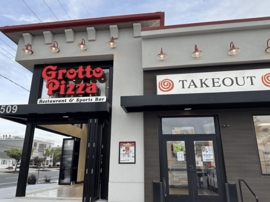 Grotto Pizza