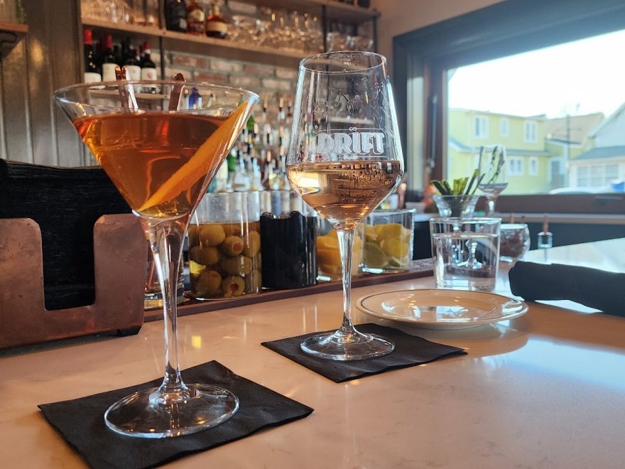 Drift Seafood and Raw Bar
