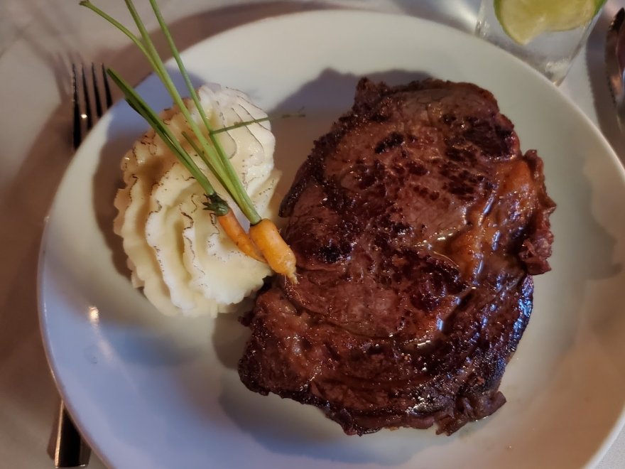 Harvest Tide Steakhouse Restaurant