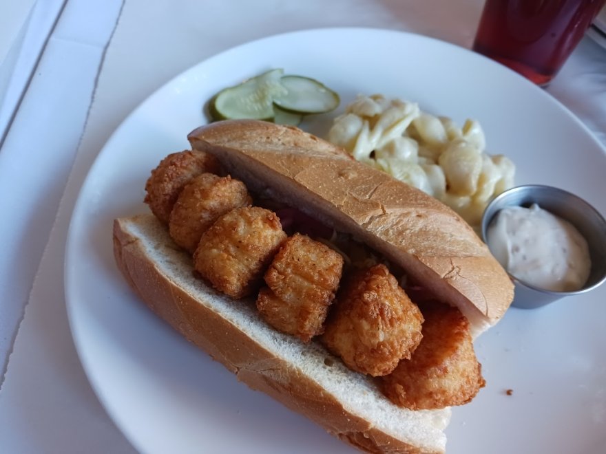 Henlopen City Oyster House