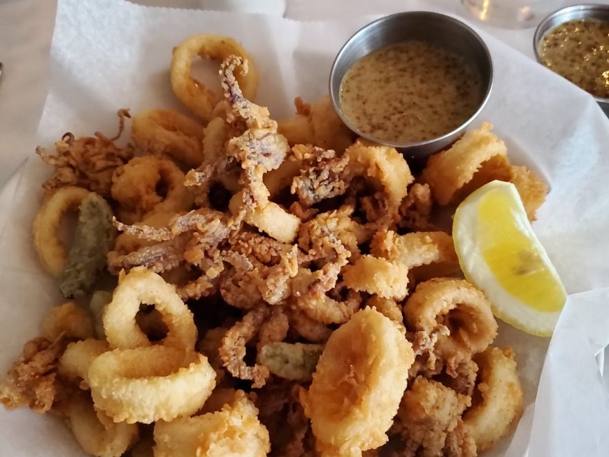 Henlopen City Oyster House