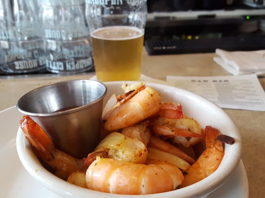 Henlopen City Oyster House