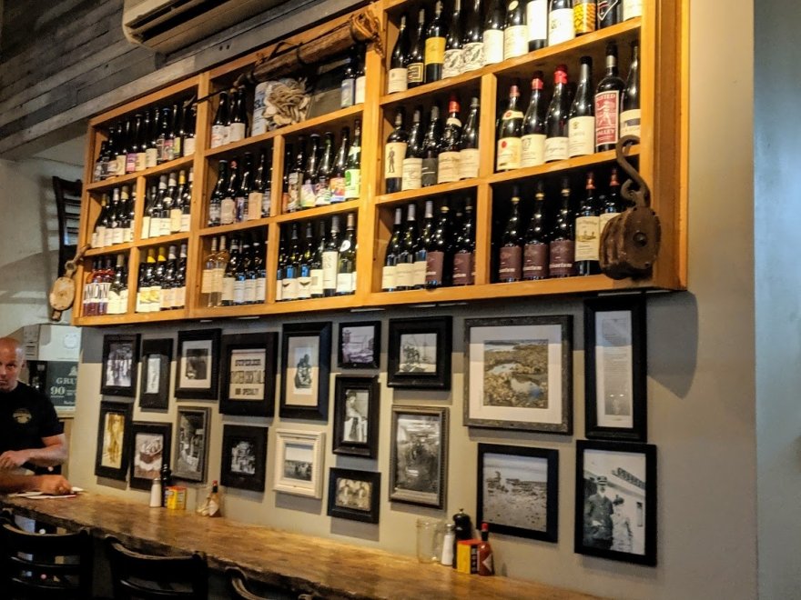 Henlopen City Oyster House