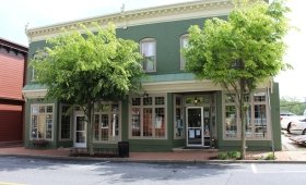 Irish Eyes Pub & Restaurant
