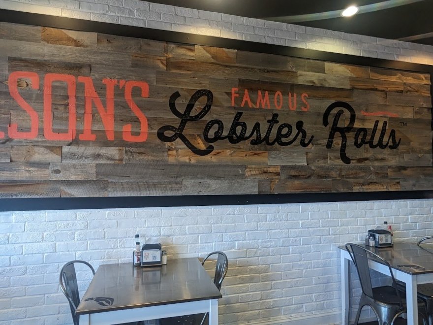 Mason's Famous Lobster Rolls