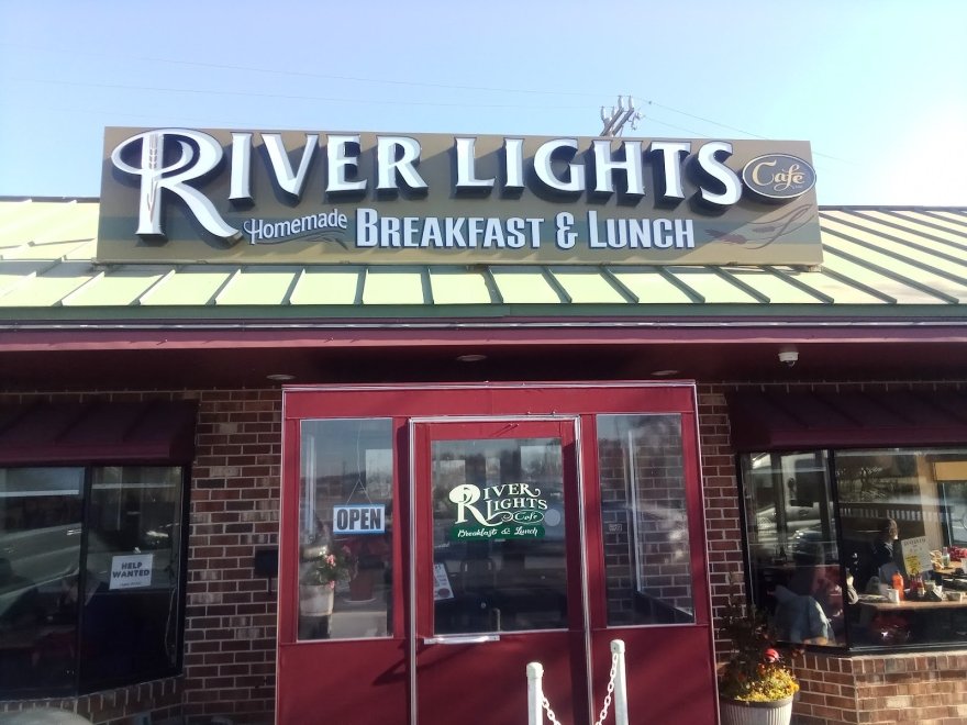 River Lights Cafe