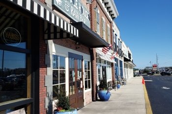 Fins Ale House & Raw Bar