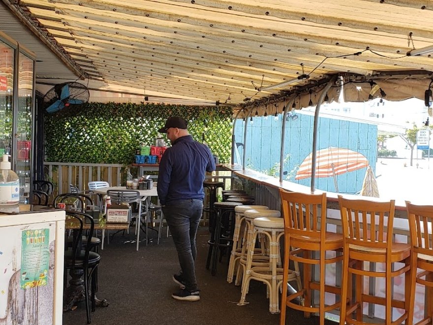 Sharky's Grill & BBQ