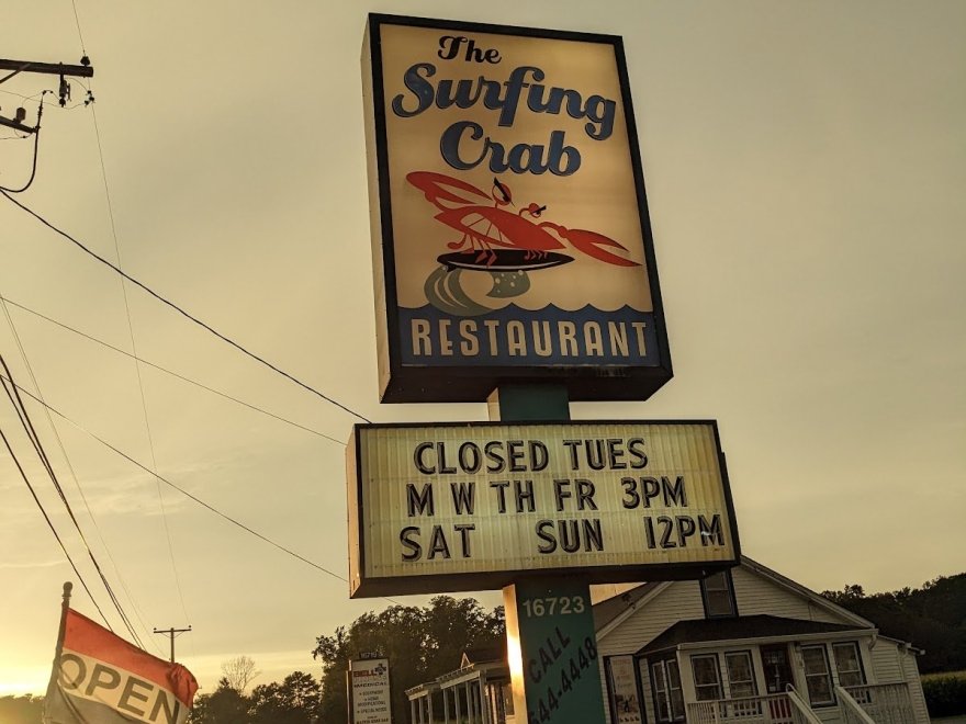 The Surfing Crab Restaurant and Bar
