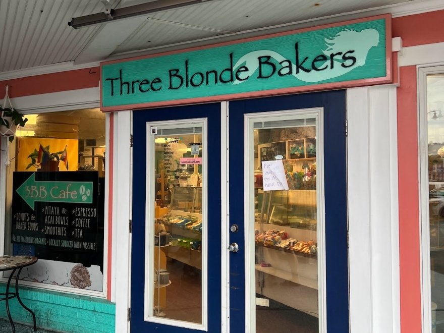 Three Blonde Bakers