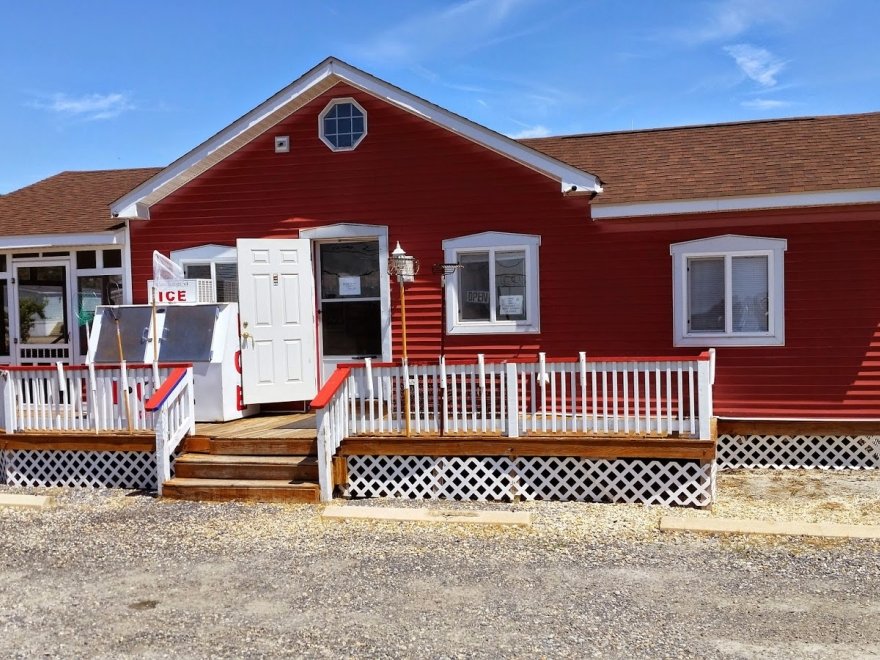 Malone's Bayside Marina