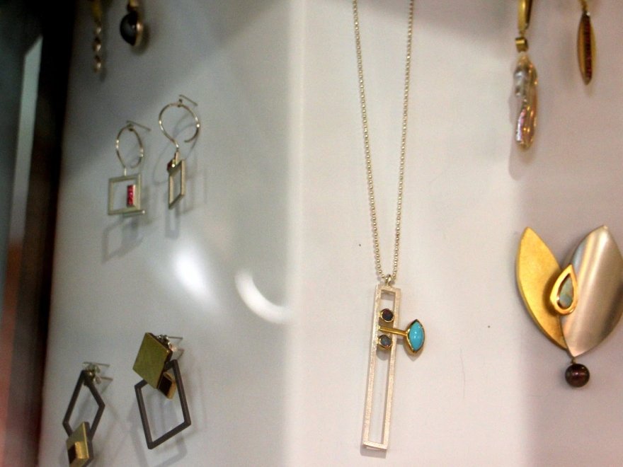 Heidi Lowe Gallery and Lovely Rings by Hand