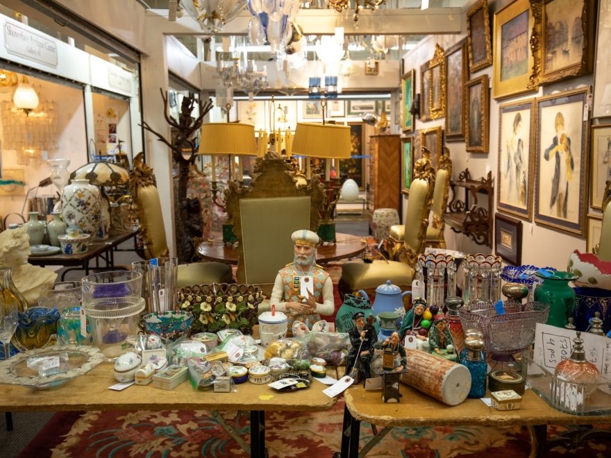 Heritage Antiques Market