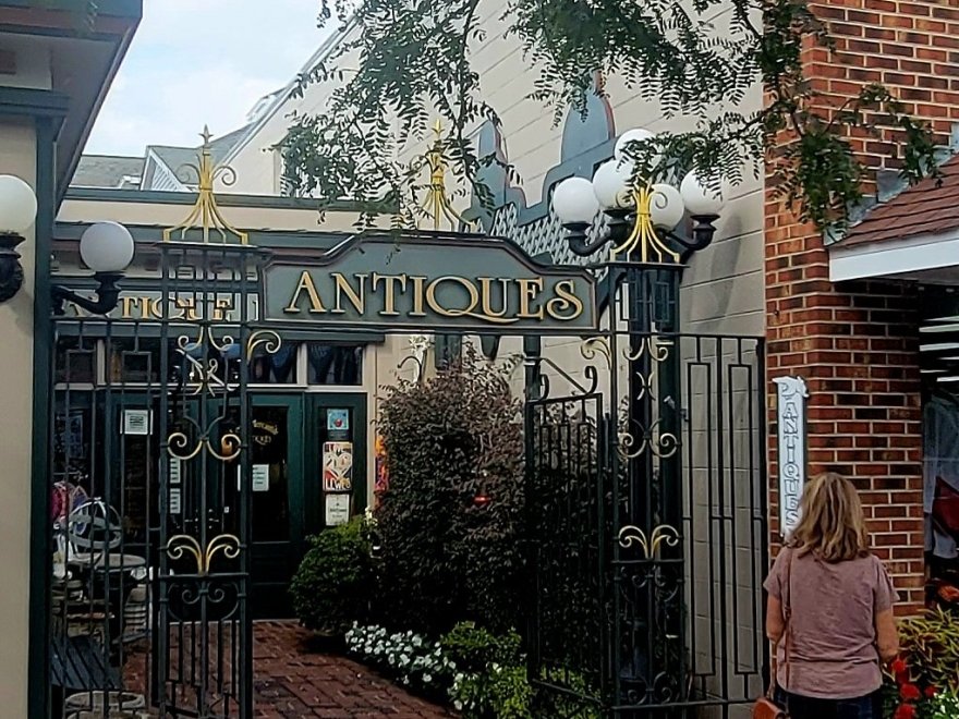 Lewes Mercantile Antique Gallery