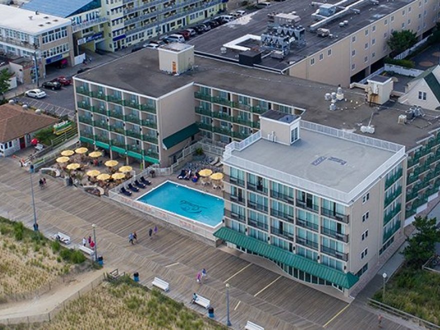 Atlantic Sands Hotel & Conference Center
