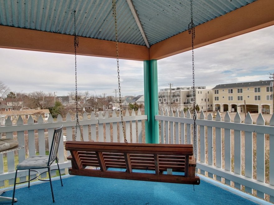 The Blue Water House