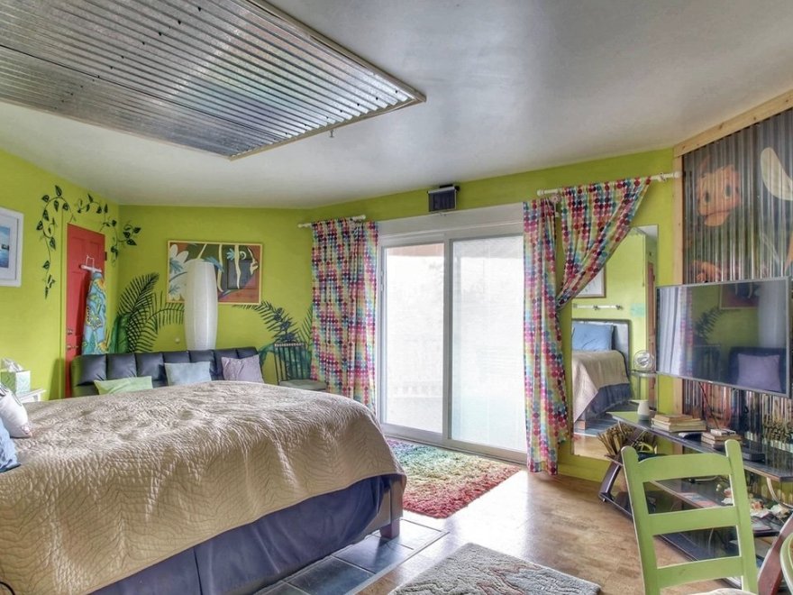 The Blue Water House