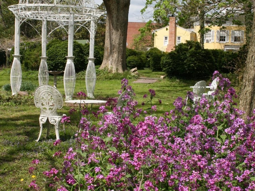 Causey Mansion Bed & Breakfast