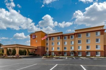 Comfort Suites