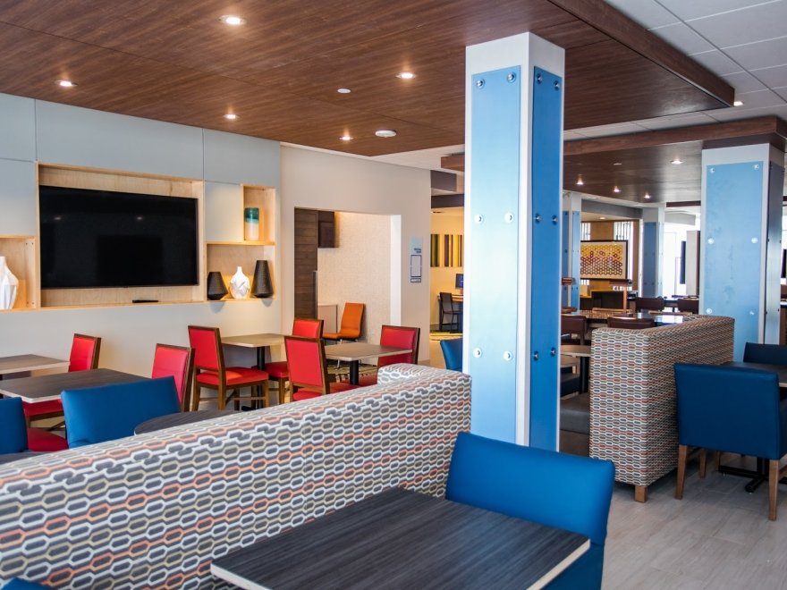 Holiday Inn Express & Suites Rehoboth Beach