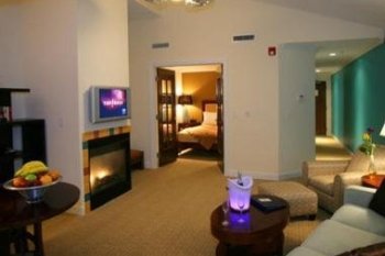 Hotel Blue