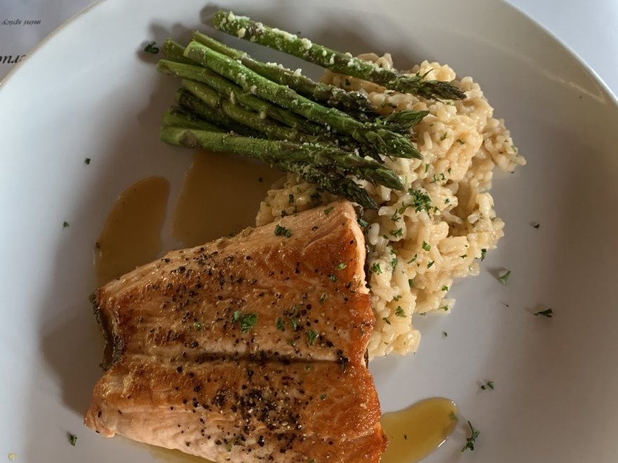 Perucci's classic italian Restaurant