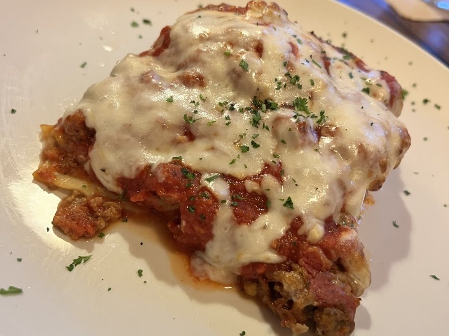Perucci's classic italian Restaurant