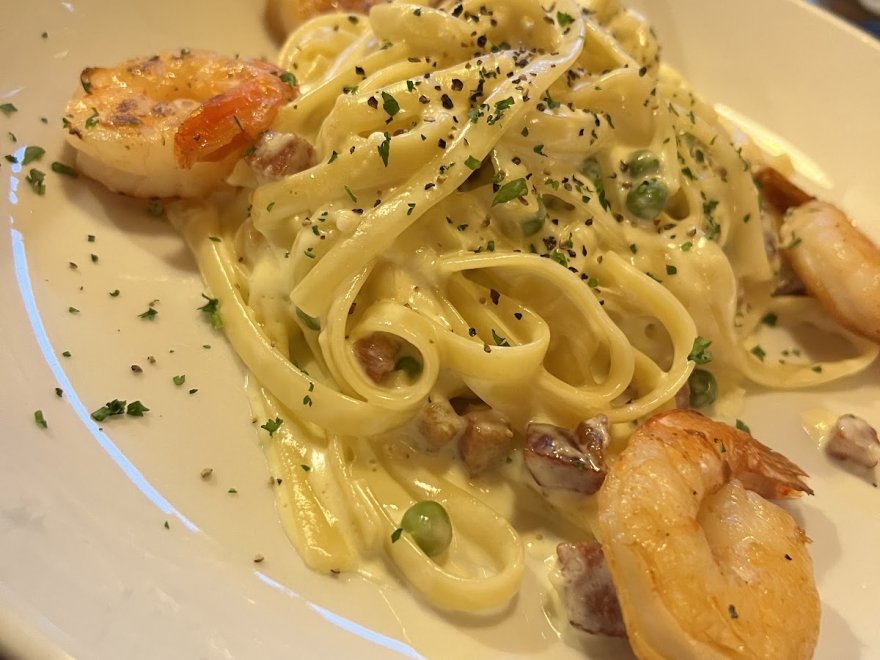 Perucci's classic italian Restaurant