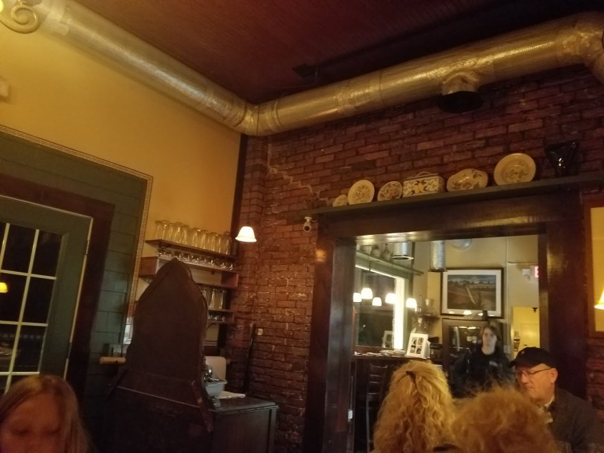Perucci's classic italian Restaurant