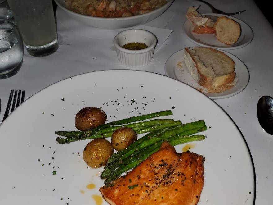 Perucci's classic italian Restaurant